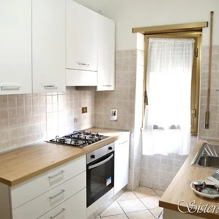 Sisters House * Rome